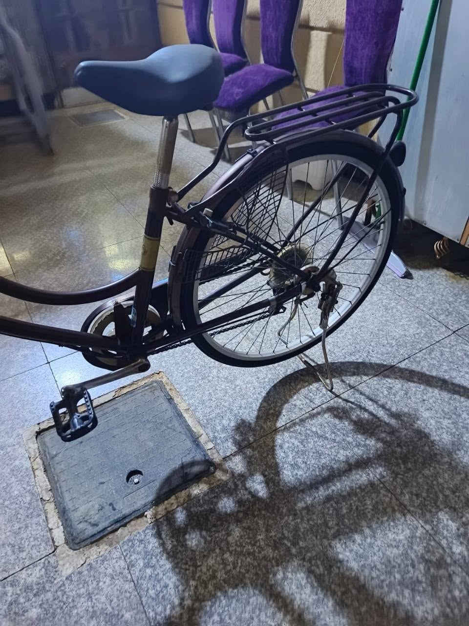 باسيكل سياحي نظيف جدا باله حجم 26
باسكيل سياحي باله مشتري جديد برغي ما فاتح بي تايرات جدد الباسكيل كلش نظيف بداله و ما بي أي نقص فول ، 

السعر 90 وبي مجال للشراي 
الرقم:***********
