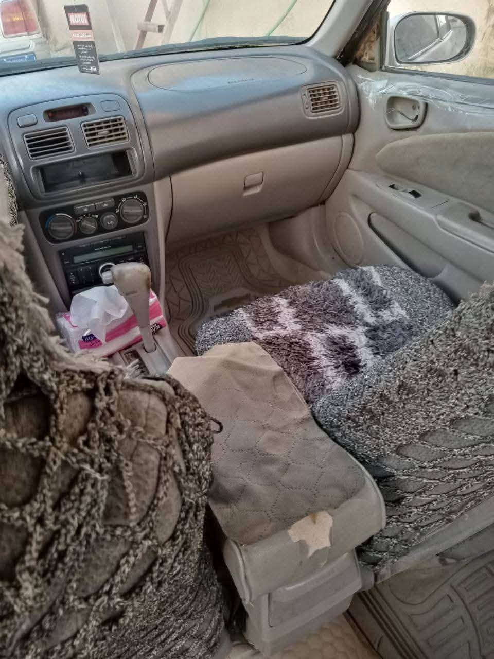 سلام عليكم سيارة كورله للبيع الموديل 2001 ايسر بلاد مكينه نضيفه ستوه مبدلهه حجم المكينه 1600 سياره بأسمي العنوان بصرة شط العرب السعر 41 انا مكلف بنشر لتواصل متوفر واتساب *********** ا
