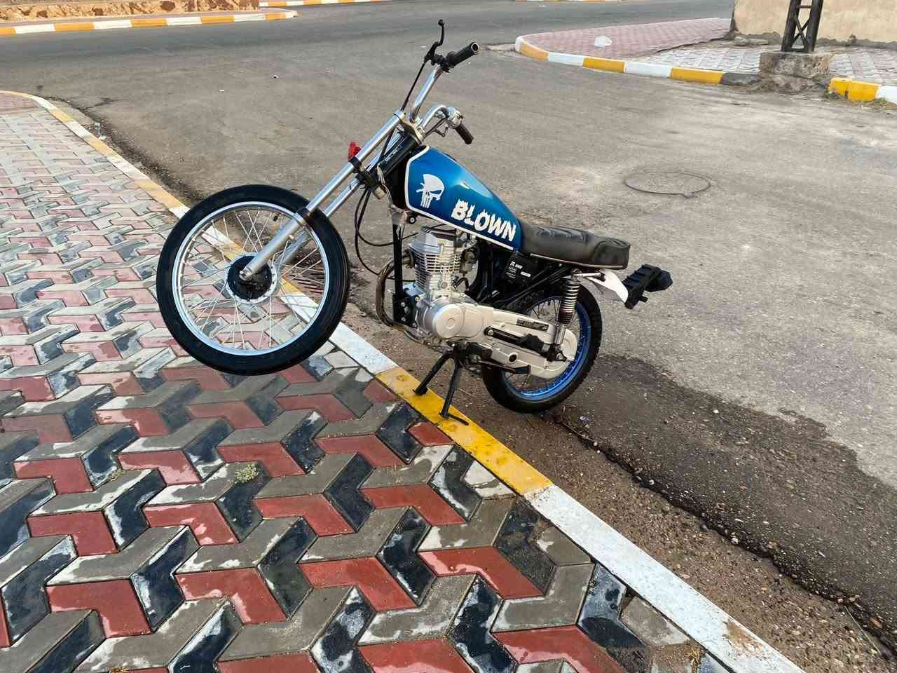 سلام عليكم دراجه لبيع سعر 800 وبيه مجال دراجه شاصي 21 وتعميره 2026 وصل *********** هذا رقم
