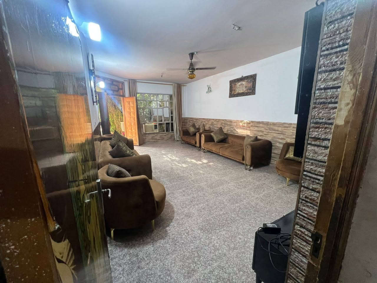 بيت للبيع نهاية حي اور قرب نادي التحدي الرياضي الفرع الاول
مساحة ١٦٨ واجهة ٦.٨ نزال ٢٥
٣ طوابق ٦ غرف نوم
طابو صرف عرض الشارع ١٢ متر
***********
سعر المتر ١٤٠٠
