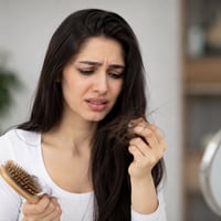 تساقط شعر • تجميل لاجراحي • قضاء سومر