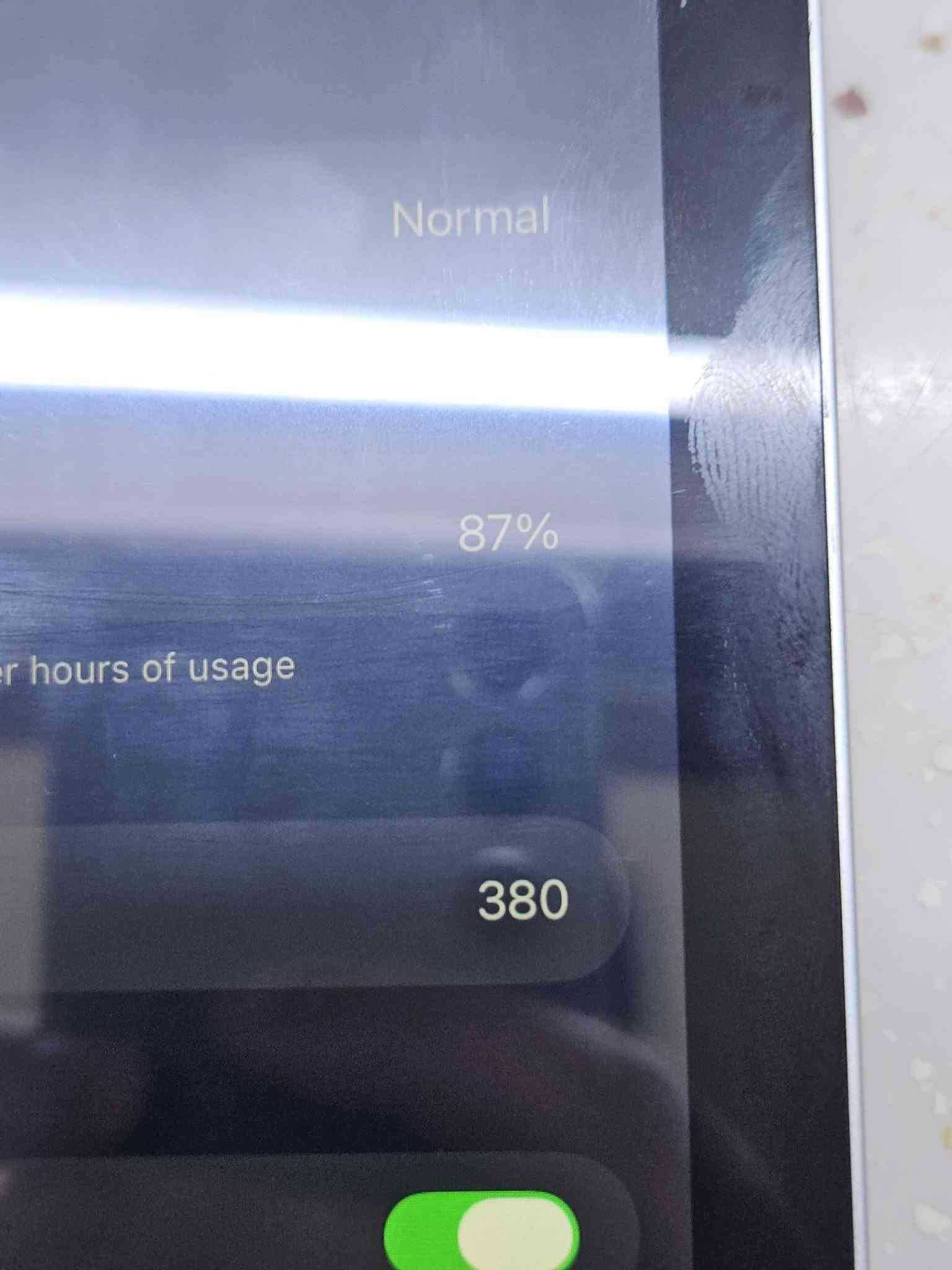 ايباد A16 • ١٢٨ • بطارية ٨٧%
