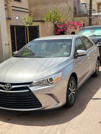 كامري مديل 2015  امريكي سياره جاهزه من كلشي.   07730455880