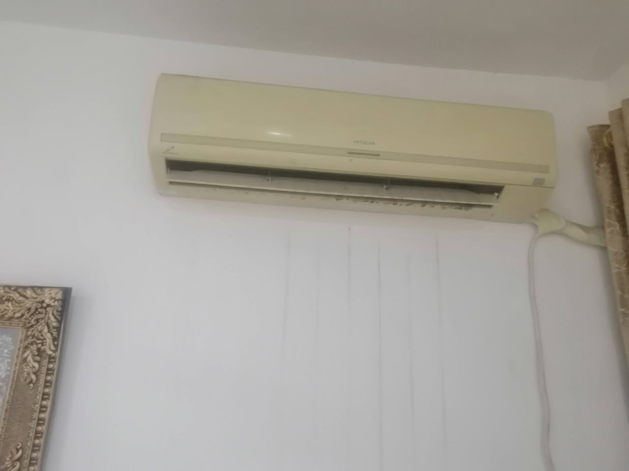 السلام عليكم سبلت طن ونص للبيع تدفئه وتبريد السعر 225 للإتصال برقم الهاتف:  ***********
***********
