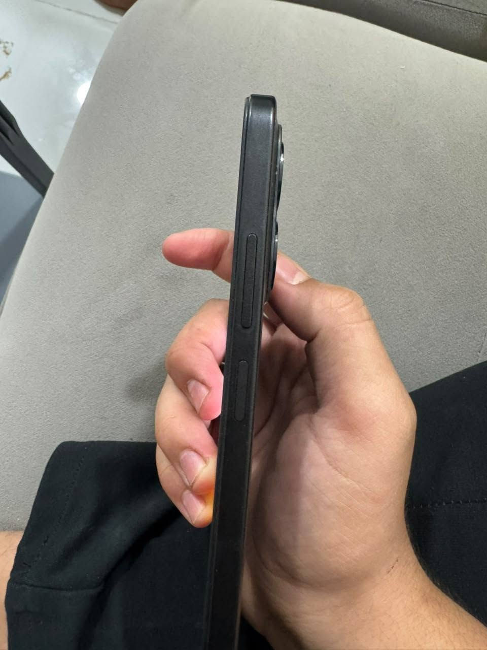 السلام عليكم
موبايل للبيع Redme Note 15c كارتونه وكفر ويا

مواصفات عاليه واحد على واحد وين ميعجبك افحص
بطاريته 6000
الذاكره 256
الهيرتيزيه 120
لمس سريع و بطاريه فول 
250 وبي مجال حك الجيه 
العنوان النجف الاشرف 
***********
