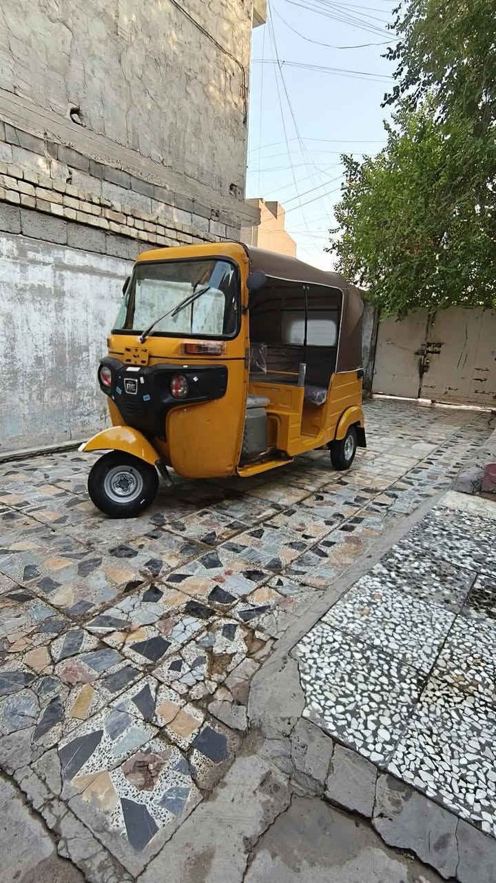 السلام عليكم تيك توك للبيع موديل 20 رقم السنويه تحويل ثاني يوم رقم بغداد مكاني بغداد كماليه سعر 7300 وبيها مجال ما متواجد على الواتساب اتصال فقط هاتف ***********
