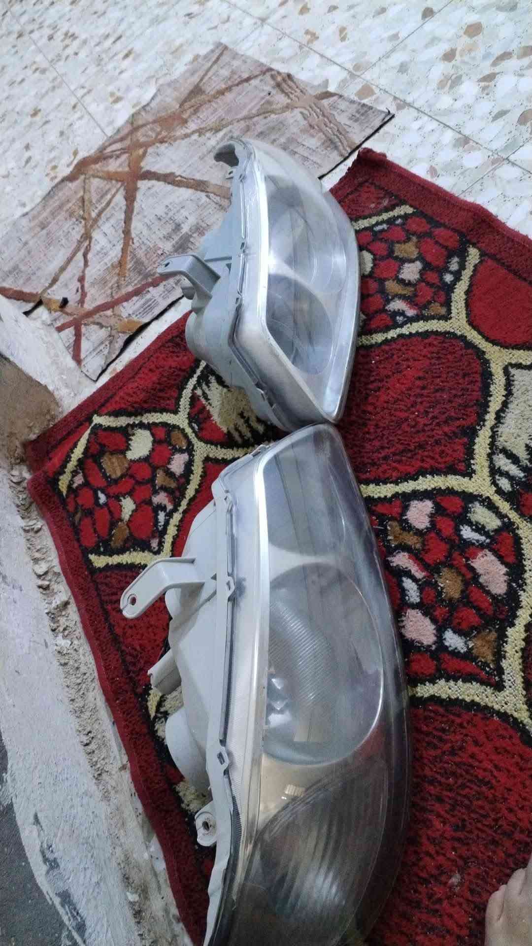 نيسان صني • لايتات • كاملات