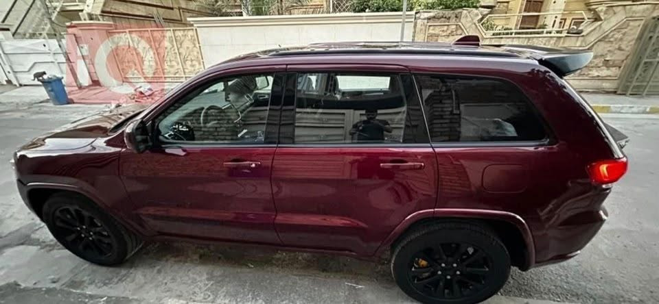 سلام عليكم
جيب موديل 20 
ماشية 95 الف كيلو 
بيها 4 ق صبغ من جهة بصف السايق 
بستم سادس مبدل واصليح راقي امانة الله
لغد شاصي كير سليمات
مكاني حي الحسين 
سعر 17.800 دولار
او مراوس مع كورلا هايبرد
***********
