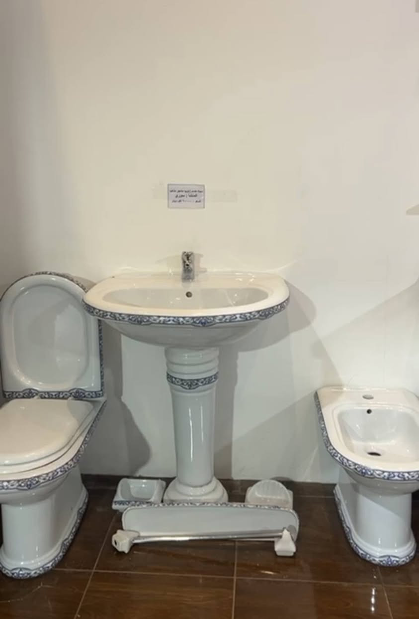 850 سيت حمام كامل سعر السيت الواحد 80 الف فقط #بيع جمله
***********
