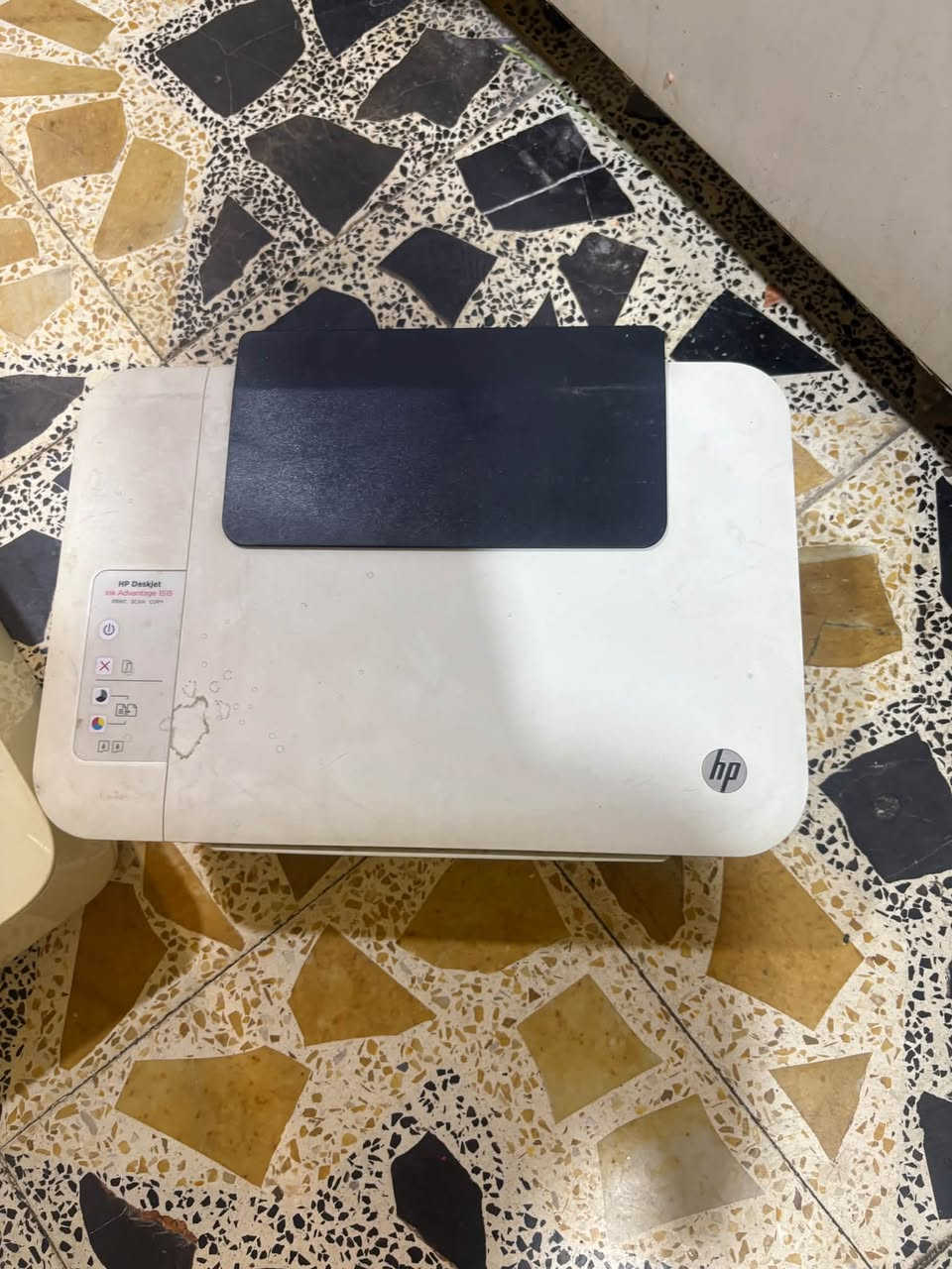 سلام وعليكم عدي طابعات اثنين وحده كانون وحده hpمتروكات أبيعهن مثل ما هنه اريد الوحده 35 عنواني البصره ***********
