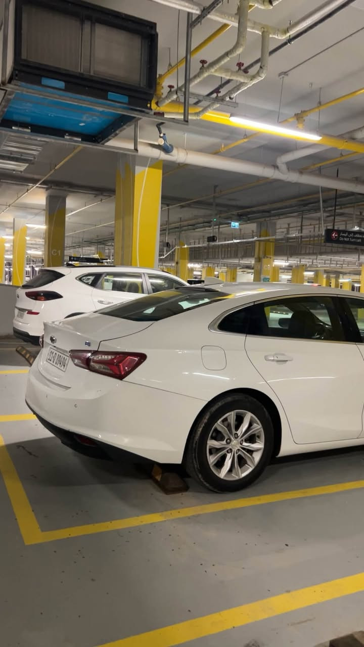 🚘🔥 **للبيع شفروليه ماليبو 2023 هايبرد – فول مواصفات وارد كندي الجاملغ الخلفي **

ماليبو 2023 هايبرد
🔹 المحرك: 1800 هايبرد
🔹 الممشى: 118 ألف كم
🔹 فول مواصفات – ما عدا الفتحة

✨ أبرز المواصفات:
• تدفئة كشنات
• رادار أمامي
• حساسات
• نظام النقاط العمياء
• تحديد المسار
• تحكم بالستيرن
• ومواصفات هواية إضافية خاصة بالهايبرد

💰 السعر: 122

📍 الموقع: بابل رقم بغداد
📞 للتواصل: ***********

***********
