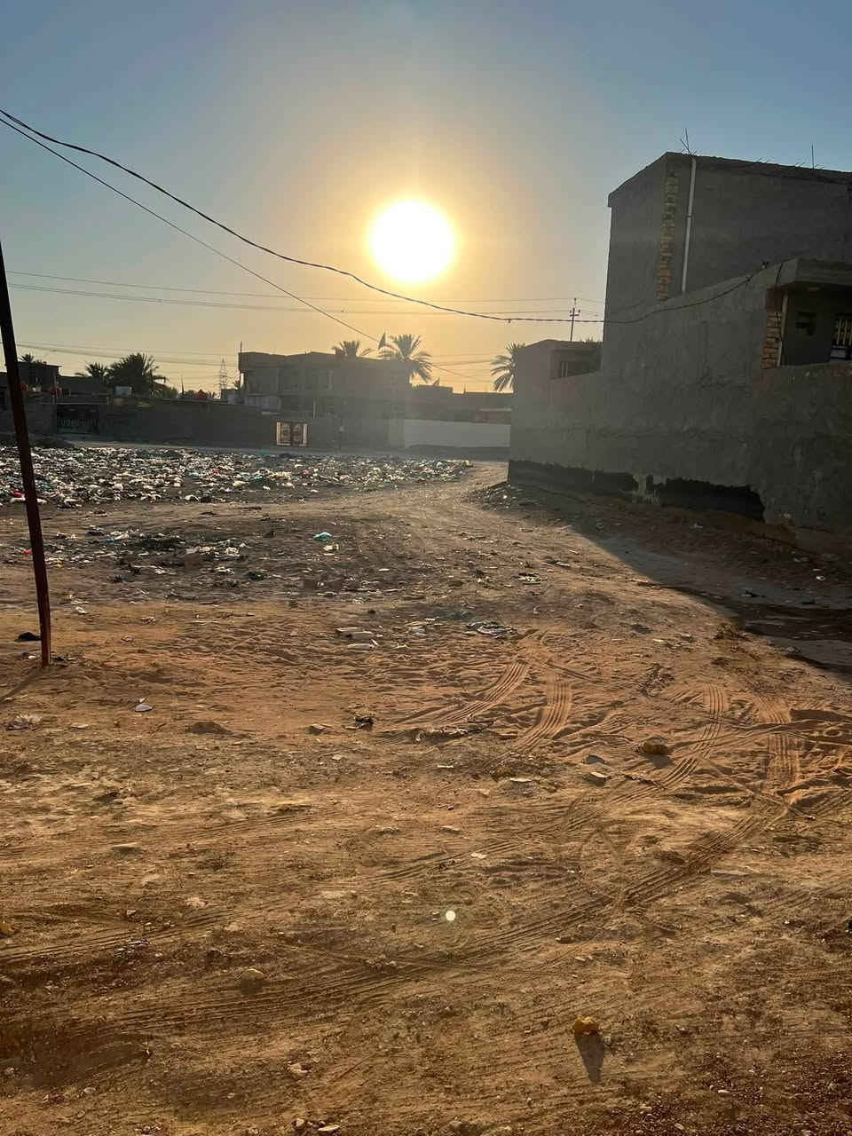 السلام عليكم هيكل للبيع  بالتاجية مقاطعة 7000
بناء جديد وبي اجازة بناء جاهز القرض الاسكان ثالث قطعه ع شارع المطحنة 
 كامل صب ارضيه وبيبان وشبابيج  يتكون من صالة ضيوف واستقبال وغرفه نوم ومجمعات صحية داخلية وخارجية   بناء جديد و عالي عن الشارع  بمتر وموقع مرتب قرب جدا من المدرسه  
للأستفسار الاتصال  ع الرقم  او المراسلة واتساب 
***********
