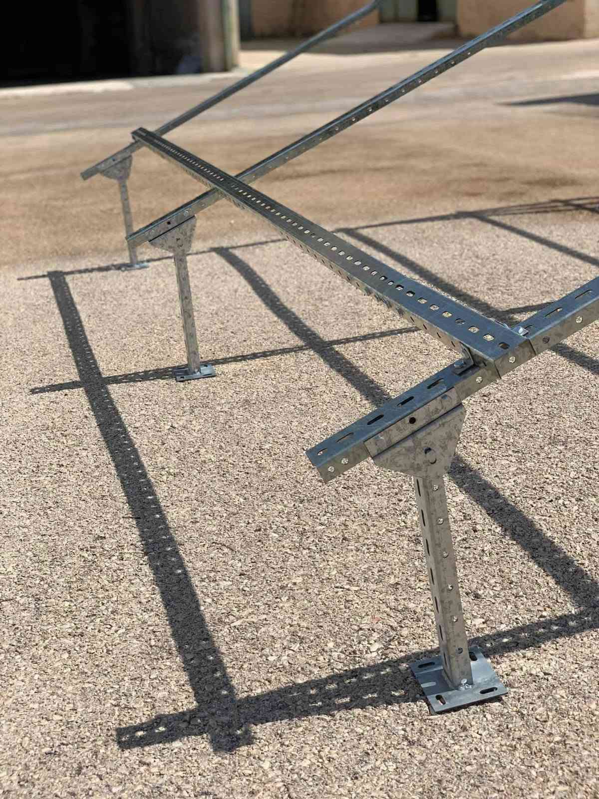 ☀️🔩 حدادة وطاقة شمسية – كافة الأعمال 🔩☀️
نوفر لكم أعمال الحدادة الخاصة بمنظومات الطاقة الشمسية:
🔹 قواعد وأبراج ألواح شمسية
🔹 هياكل تثبيت قوية ومتينة
🔹 سقايف ومظلات للمنظومات
🔹 تفصيل حسب القياس والموقع
🔹 لحام وتركيب وصيانة
🔹 تنفيذ أعمال الحدادة للمنازل والمحلات والمشاريع

📍 نجيك لباب البيت
📞 للاستفسار والحجز: ***********

⭐ شغل مرتب — قياسات دقيقة — تنفيذ حسب الطلب ⭐
