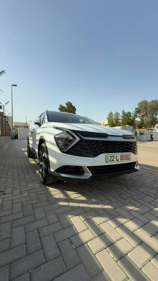 كيا سبورتج موديل 2024 وكاله nim خليجي
ماشيه   56 الف كيلو متر  رقم اربيل عندي وكاله مطلقه بيها من صاحب السياره ثاني يوم احولها الك وصاحبها موجود بشارع فلسطين 
محرك دوش 2000 
السيارة مكفولة كفاله عامه لا صبغ لا بارد لا ضربه  
المواصفات
بصمه
تشغل عن بعد ردار جانبي
ترحيب عند الاقتراب
مري شفط
شاشه نفكيشن
كامره دواره
اشاير مري
حساس خلفي
تبريد قطعتين لمس ومنفصل
مرايه داخليه تعتيم
حساس مطر
لايت لد
بكلايت لد
بروجكتر لد
هندبريك بصمه
نحكم جهتين
شفتات ستيران
اوتو هولد
نضام نزول منحدرات
السونار مرفق مع الصور  الخدوش اللي بالسونار مال طريق خارجي  اقره المنشور زين يلا تخابرني 
السعر  207 قفل  
مكان السياره بغداد  الاعظميه مو شراي لا تخابرني للاستفسار
***********
