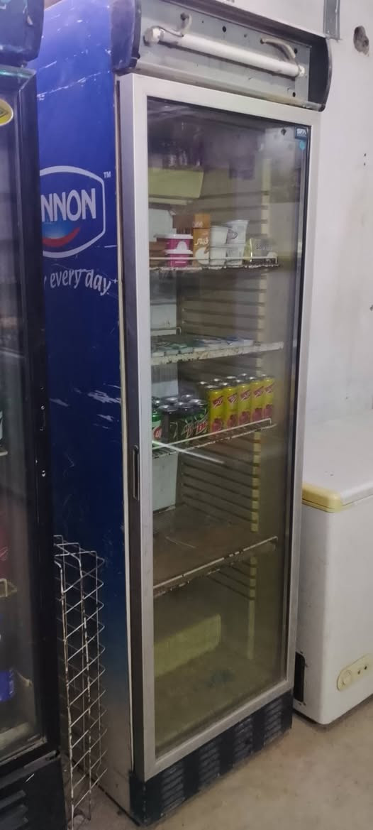 سلام عليكم
برادات ثنين ب 500 وبيهن مجال حك الجيه نضيفات مداخلات تصليح شرط الفحص 

مجمده 175 وبيه مجال اذا مجمد مرجوعه 

العنوان بغداد حي  النصر 

*********** التواصل ع وتساب
