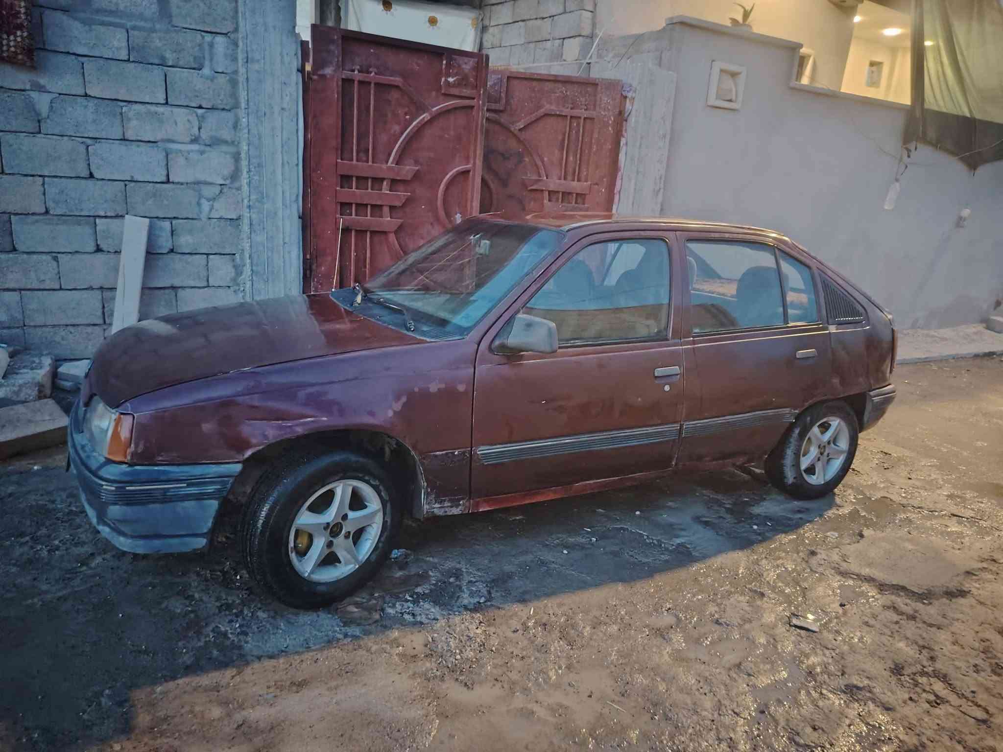 كاديت للبيع حجم 16 سياره نضيفه شرط تحويل كاربون متوقف سنويه خضره مكاني حي الملايين السعر 17 وبيه مجال ***********
