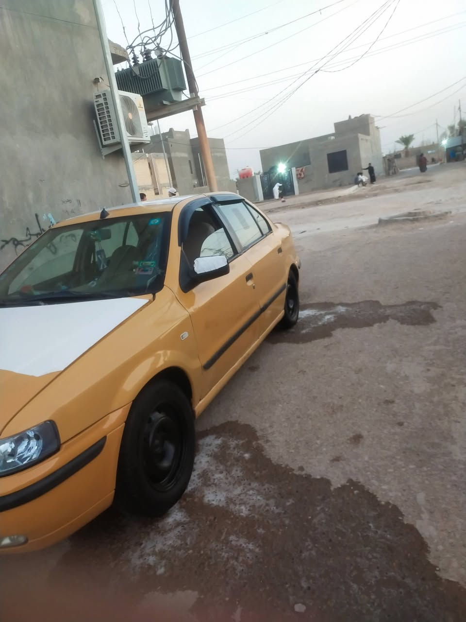 سلام عليكم سمند موديل 11 للبيع سياره حلوه وخير من الله سنويه منتهيه صار اله شهر. مصفره هيه وغرامات رقم جديد الماني لا تنقيص ولا تبخير    رايده ب30 قفله  وهاذه رقم التليفون  *********** ترهم مراوس حسب القناعه
