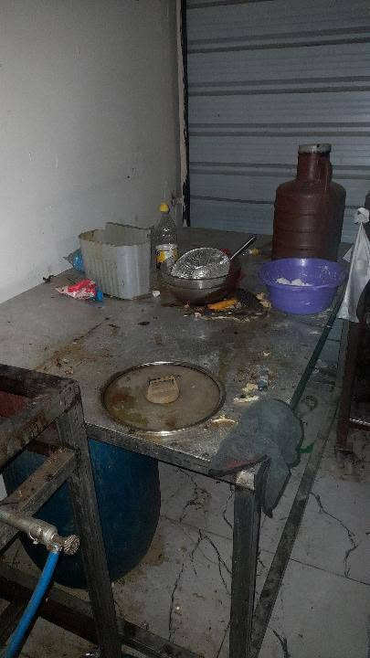 حوض سمج 10ملم جام تفصال
ميوزه وكراسي كاملات
ميوزه حديد اكو جام واكو بدون 
مثرامه حجم ٢٢ كهرباء 
شوايه دجاج ٨ شياش كامله هيه واغراضها 
صواني ام العراوي عدد ٤ حجم ٧٠ وعدد٥ حجم ٥٠ 

للتواصل ***********
