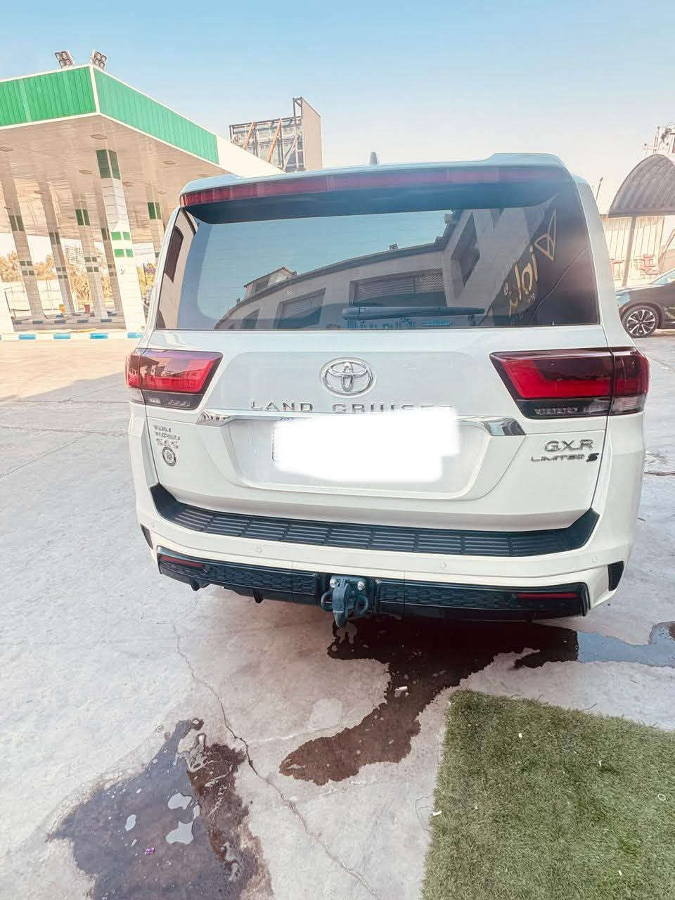 للبيع لاندكروز موديل 2025 زيرو شركه ساز فول مواصفات S تون تيربو رقم بصره تحويل ثاني يوم ماشيه 3500 بحاله الوكاله مكانها بصره للاتصال ***********
