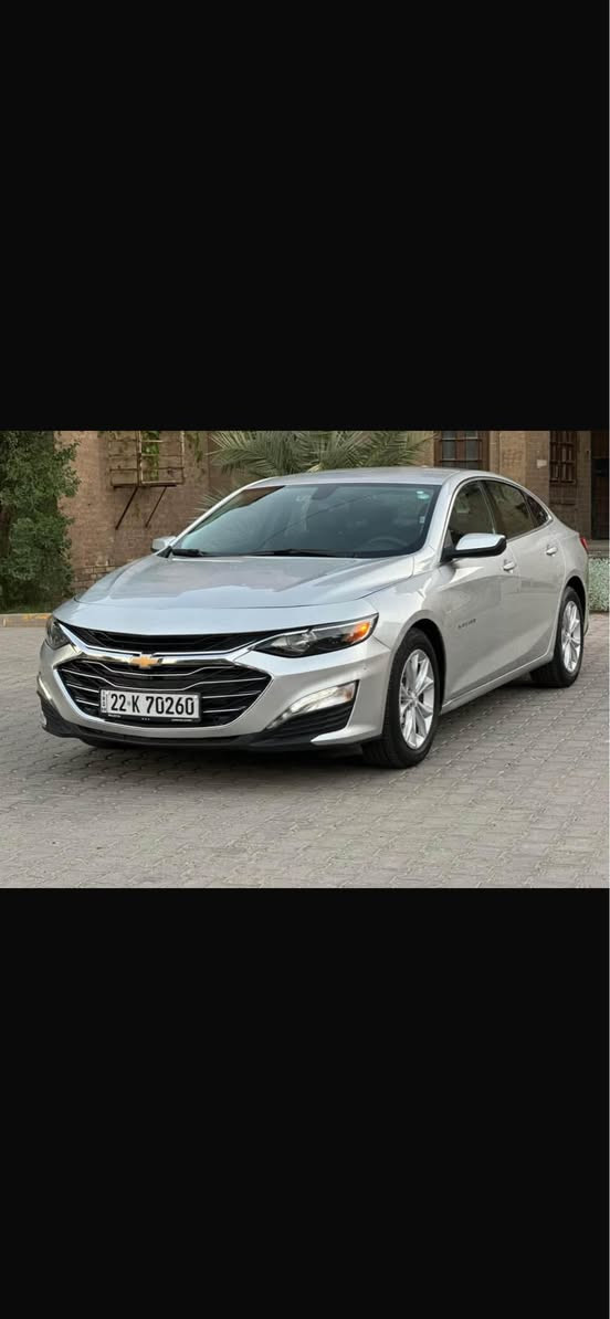 🚘للبيع فقط شفروليه ماليبو LT موديل 2022

• الممشى: 38 ألف مايل قابل للزياده ( ممشى امريكا ٢٩ الف مايل )
• فئة LT مواصفات معروفه

• سيارة استخدام بيت ومحافظ عليها ومعتني بيها تبريد ثلج بلادي
• الصيانة أول بأول سياره اعتماديه عمرها مافشلتتي صارلها سنتين عندي
• ميكانيك السيارة كله على وضع الشركة وما مملعوب بأي جزء
• الصدر الأمامي جديد قبل أسبوعين بدلته موجوده الوصولات يم العماد
• السياره بدون صبغ الحادث سطحي، فقط جاملغ جهة عكس السائق وتم استبداله بنفس اللون ، ايرباك دركه ستيرن فقط وتم استبداله بقطعه وكاله صور الحادث مرفقه

• مركب عليها عدسات شمسي أصلية وقويه وضمن القوانين
• صيانه دوريه عند أرض الشوفر 
• جميع أغراض الوكالة والكتلوكات موجودة.
• السيارة باسمي، سنويتها سارية وشرط التحويل ( رقم مميز )

💰 السعر المطلوب: ١٣٠ ورقة وبالعافيه على الي ياخذها 
سونارها موجود مال مندلاوي واي مكان تحب تفحص عادي

مكانها بغداد اعظميه سبع ابكار
*********** بغداد, العراق
