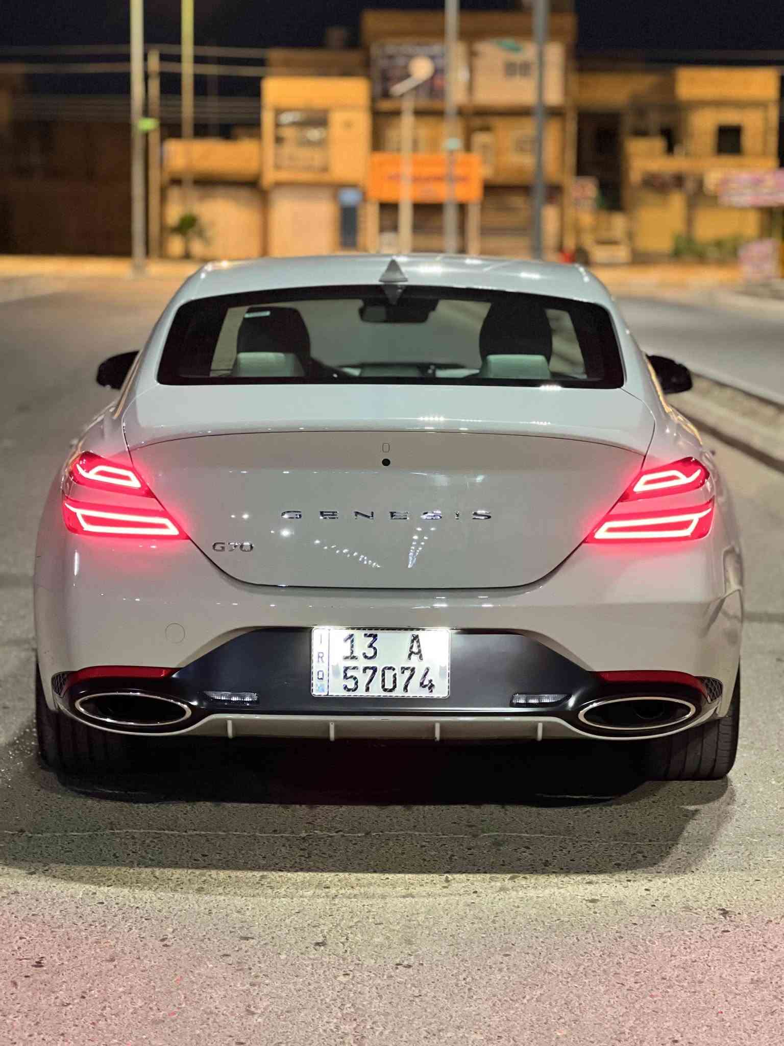 السلام عليكم …
سيارة مرقم كتاب شهداء ميسان وكاله عامه 
Genesis “G70” 2025 
لون مميز♥️
4 سلندر توربو 

مواصفاتها 
رادار امامي 
رادار خلفي 
رادار جانبي 
كاميرة خلفية 
شفتات ستيرن 
انضمة قيادة 
ايكو نورمال سبورت  سبورت بلاس
تدفئة ستيرن 
كشنات كهرباء 
شاشة كار بلاي اندرويد اوتو 
كشنات تدفئة 
تشغيل عن بعد 
بصمة
اشاير بلمري 
قيادة ذاتية 
مثبت سرعة 
نقطة عمياء 
جنطة كهرباء
والمواصفات البقية معروفة بالجينسز
 
ماشيه 9 ميل 
حادث السيارة جاملخ صفحة السايق  مصلح نفس ومصبوغ والبنيد بي تعديل بارد كلش بسيط السيارة  
السيارة امانة الله حيل حيل نضيفة 
مكاني بلعماره 
 ***********
