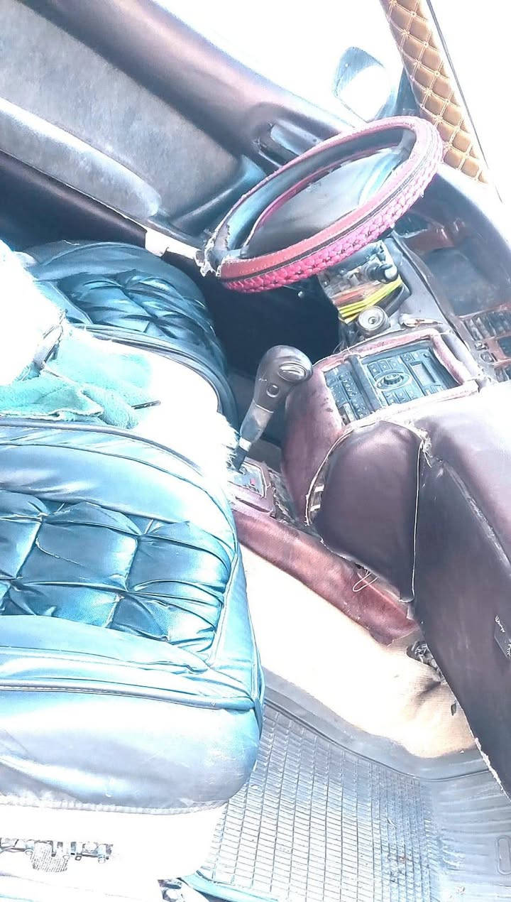 سلام عليكم خوان بطه  قادسيه. رقم دولي  باسمي  سنويه. 2031  مكصوصه. جنطه.  لعنوان لبصره لزبير 
سعر  36  وبيهه  مجال رقم الجوال
***********
