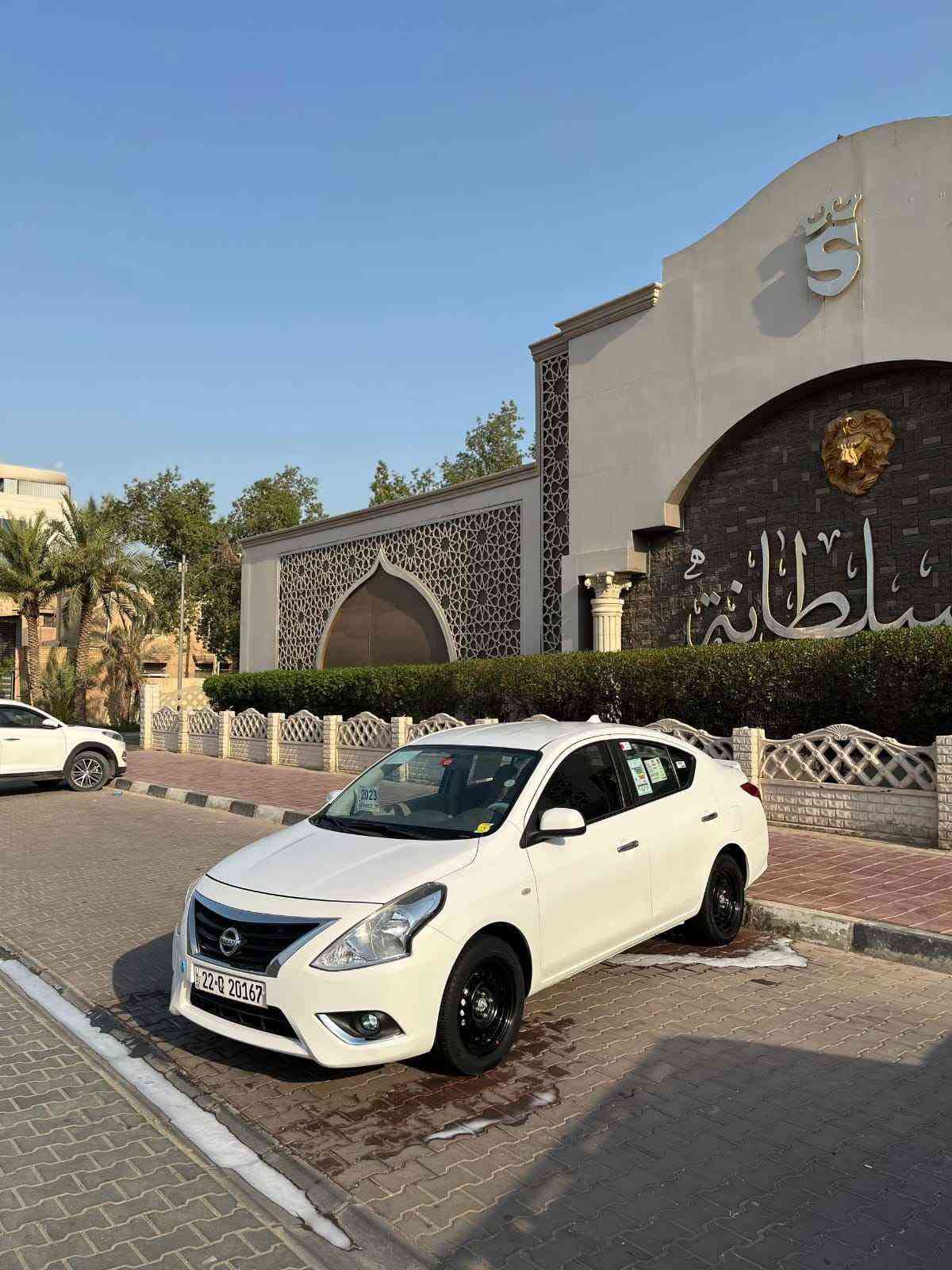 سلام عليكم للبيع نيسان صني موديل 2023 مواصفات صني حلوه شاشه كامره حساسات خلفيه يدات نيكل مواصفات صني معروفه تخم تاير جديد مانقصهه اي شي سبيراها مانزل بيها كتلوكات مال شركه سياره وضع شركه ماشيه 42 بعدهي وضع شركه جاهزه احله من صور رقم اربيل بسم شركه اتريد تحويل او وكاله مضمونه سياره كفاله عامه ماعده اربع أصابع بارد باقي كفاله لاضربه لافتح لاتبديل لاصبغ مكفوله مكاني بلنجف شراي يتصل عل رقم وخادم *********** سعر 110 بيها مجال للشراي النجف, العراق
