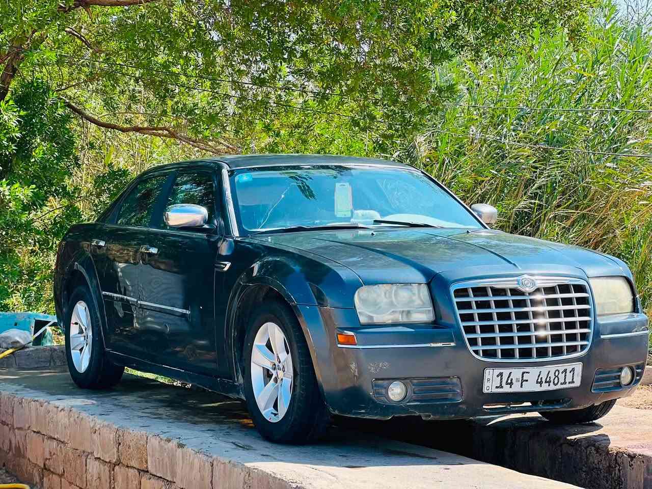 سيارة كرايسلر اوباما 300  مديل 2007
مبدل جاملغ وبنيد صبغ حزام جمالي   سيارة نضيفه  وجاهزه حداديه جديده تبريد وتدفى كير ومحرك شرط  
رقمها بصرة تحويل ثاني يوم مكاني الناصرية الغراف 
***********
***********
