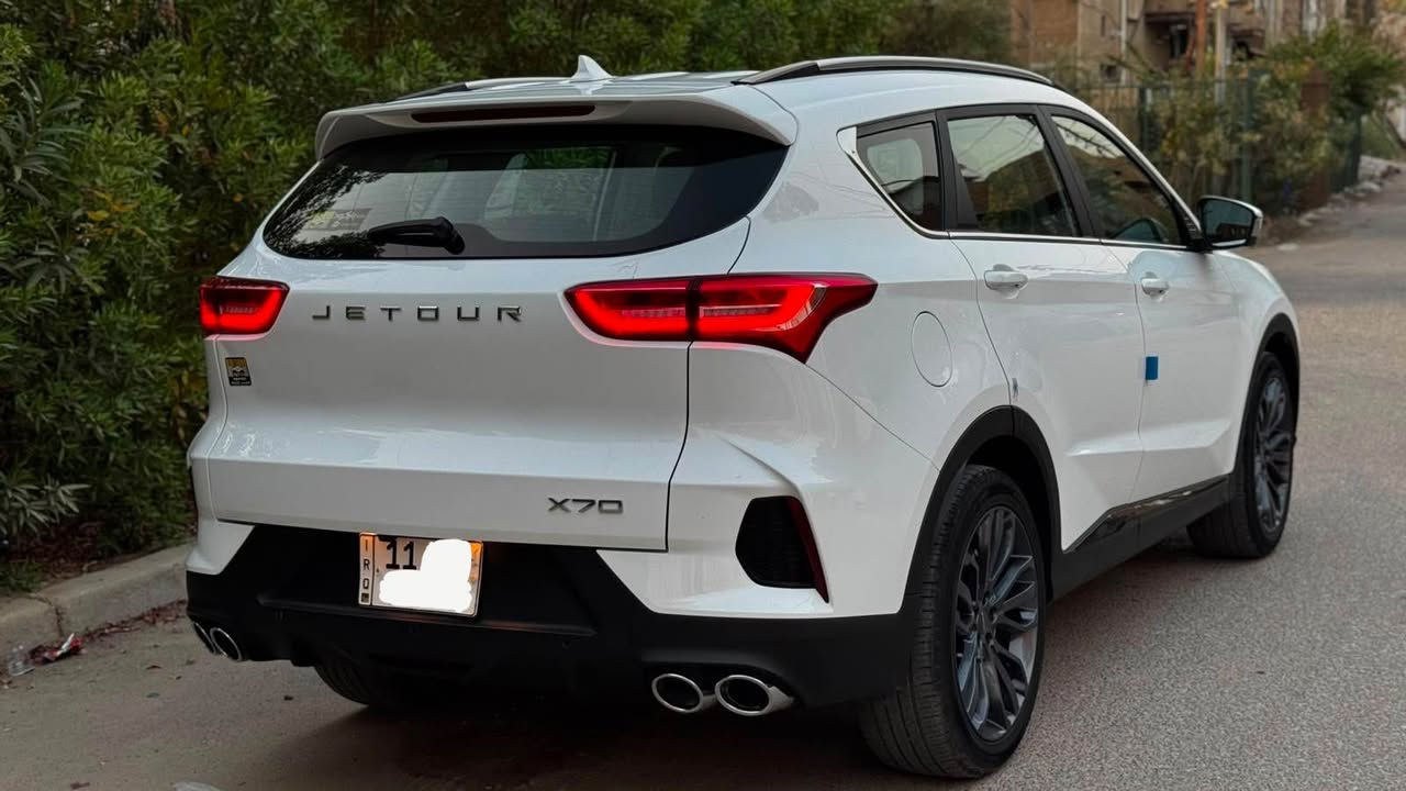 للبيع جيتور X70 2026 زيرو ماشيه ٢٧ الف

رقم بغداد جديد بأسمي تحويل مباشر
فول مواصفات Luxury 
بانوراما كشنات جلد كهرباء داخل ابيض شاحن وايرليس شاشة كاربلي ٥ كاميرات ٣٦٠ كل الجهات. مري شفط. صندوق شفط. جام يصعد وينزل بالبصمة تحكم.
 جكمجه ثلاجة. رادارات 

العنوان بغداد الدورة شارع ٦٠ 
الاتصال على الرقم
 *********** يوجد واتساب 
السعر 23,500 وبيهه مجال للشراي بغداد, العراق
