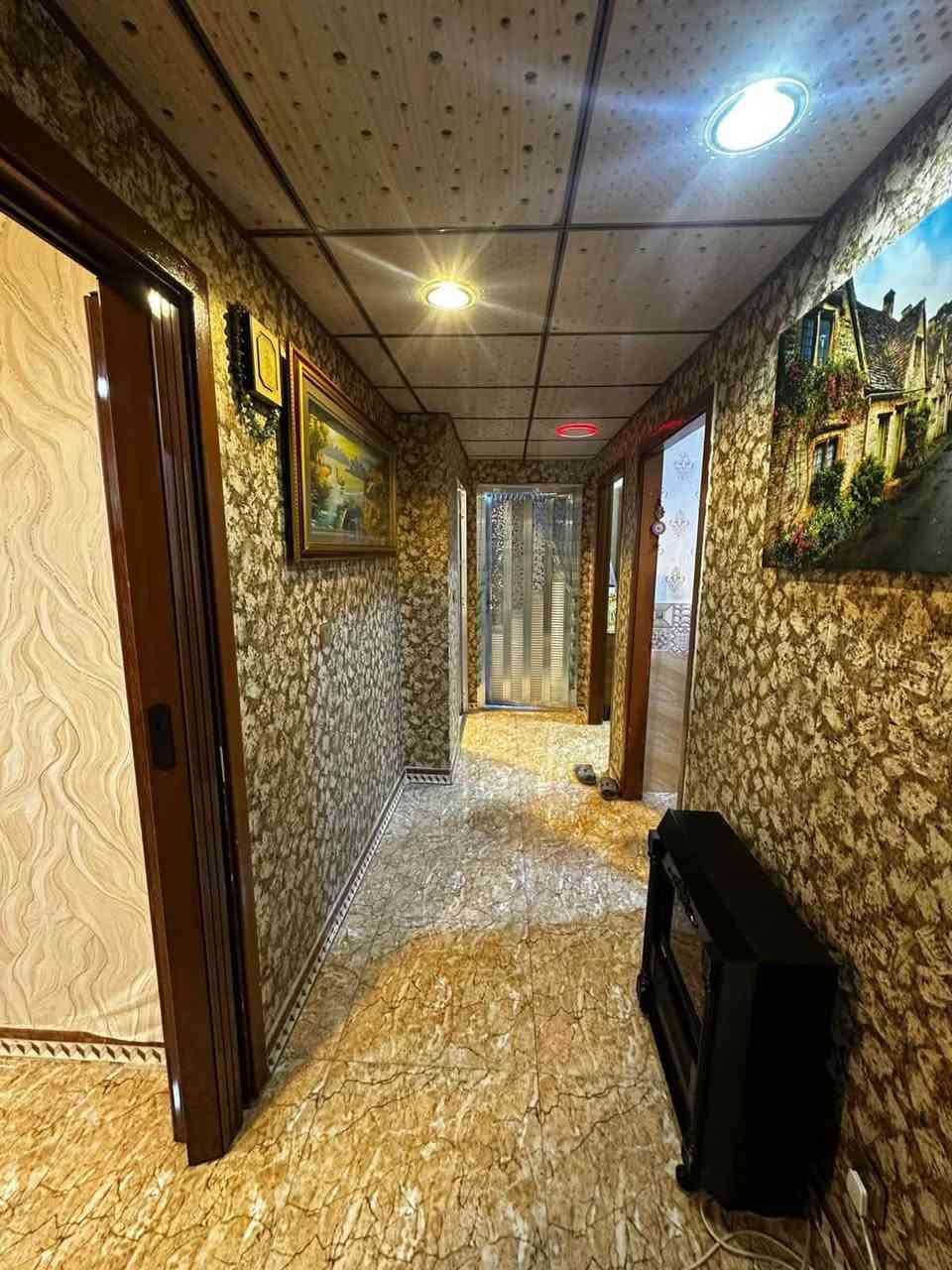 #للايجار_____في_____السيديه 

🏠 للايجار | شقة مميزة

📍 مجمع 5

شقة طابق أول فوق الأرضي، مرممة بالكامل ونظيفة جداً ✨

(بدون اثاث)

🔹 غرفتين نوم
🔹 صالة
🔹 هول
🔹 مطبخ
🔹 خدمات
🔹 مخزن

💰 قيمة الإيجار: 650 ألف دينار فقط

📞 للاستفسار: ***********

📍 أو زيارة مكتب الفهد الهندسي
