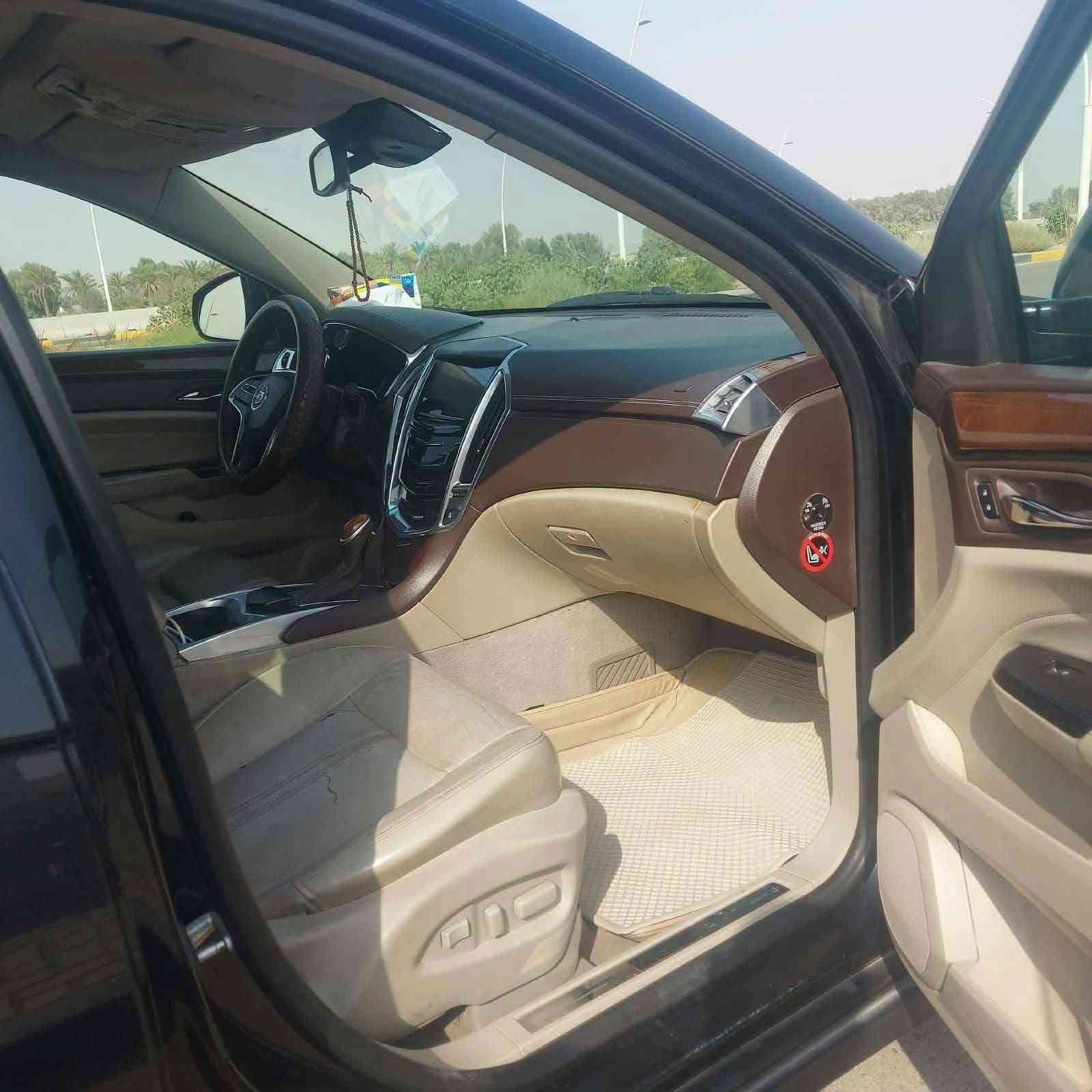 كاديلاك SRX4 • ٢٠١٣ • ١١١ الف