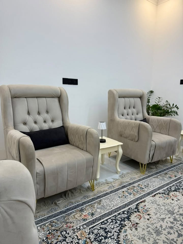 قنفة • نظيف • ٣ كبار ٢ صغار