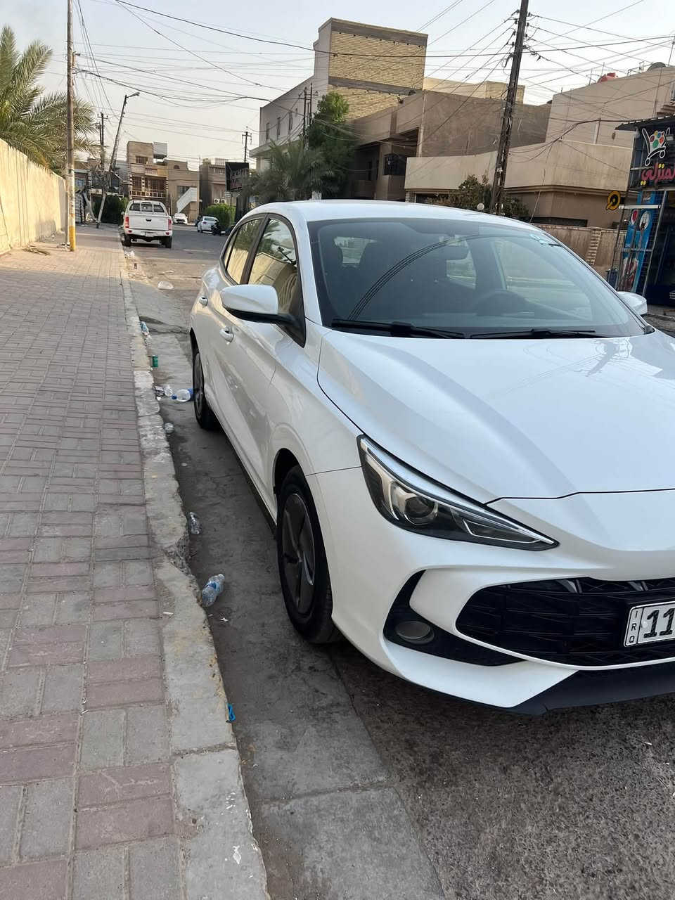السلام عليكم شباب امجي 3للبيع السياره كلش نظيفه رقم بغداد وعنواني بغداد ***********الي يحب يستفسر التواصل عله هذا الرقم
