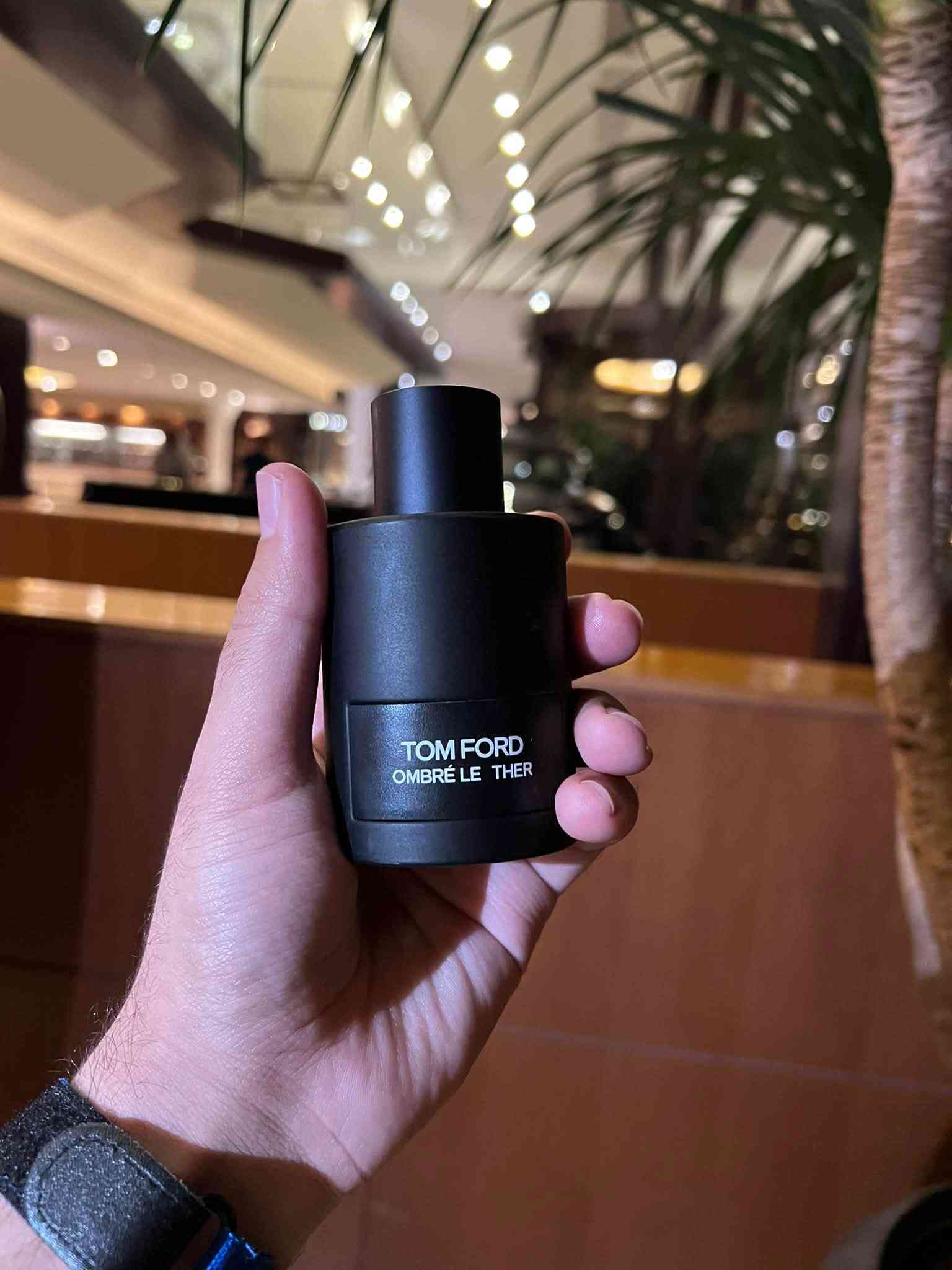 عطور أصلية • استخدام قليل • توم فورد