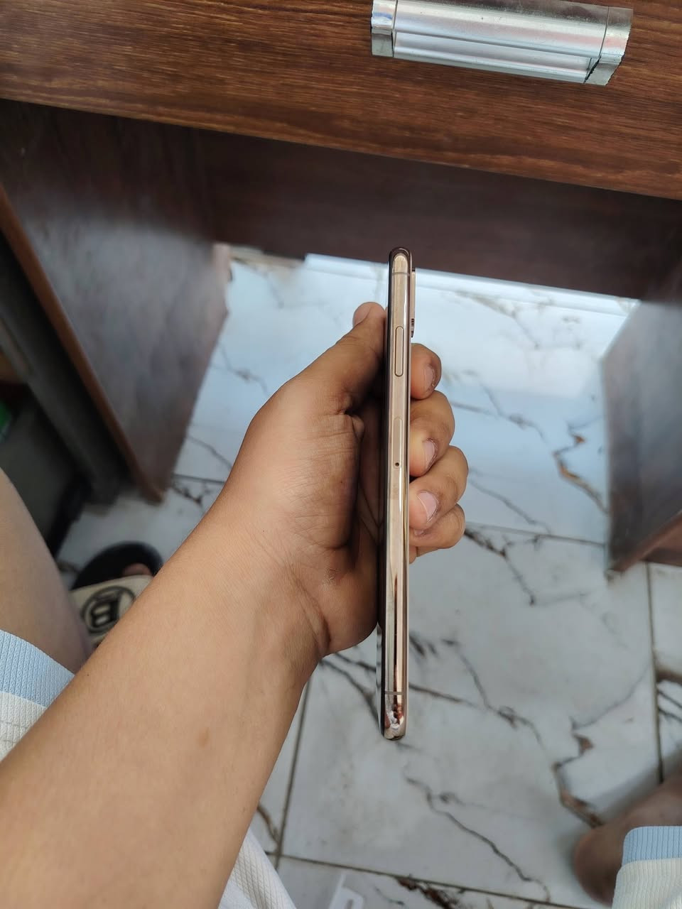 متوفر الآن جهاز iPhone XS Max بنظافة ممتازة مع ضمان كامل!
الذاكرة: 256 جيجابايت
​نسبة البطارية: 92% (ممتازة جداً)
​الحالة: الجهاز بشرط الضمان، ما مبدل بيه أي قطعة (كلشي بلاد)
​📌 الجهاز متوفر حالياً في مركز أبل - اللطيفية.
للتواصل والاستفسار، يرجى زيارة المركز أو المراسلة عبر الصفحة
او تصال بهاذ رقم ***********
