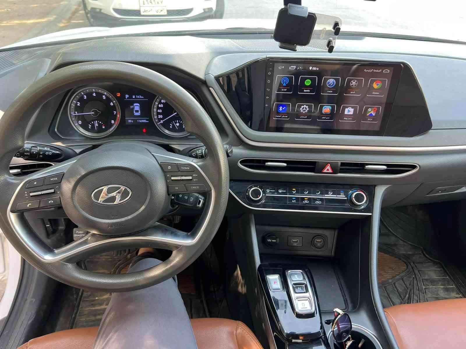 سلام عليكم اخوان عندي سوناتا 2020 رقم شمالي تحويل او وكالة . خليجي السيارة . محرك 2500 دوش . ماشيه 117 الف كيلو متر . محرك وكير بلادي شرط بدون فتح . مواصفات داخل قرميدي تبريد قطعتين 5 ويل كب كروم حساس خلفي لدات امامي وخلفي مري شفط وباقي مواصفات الخليجي المعروفه جاهزة من كلشي ونظيفه استخدام شخصي . موضح بالفيديو كل التفاصيل بيها بابين صبغ ورصعات حالوب خفيفه كلش . مكان السيارة النجف الاشرف . سعرها 150 وبيها مجال جدا بسيط للطيبين للاستفسار ***********
