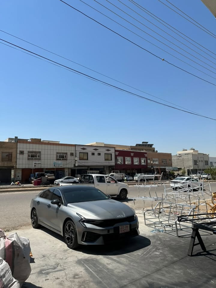 السلام عليكم 
K5 2025
فول مواصفات 
لون سلفر مات 
سياره كاتي رقمها
رقم شاصي KNAG64J72S5268843
السعر 185ورقه

***********
