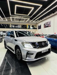 nissan armada 2017  سةيارةكي زور جوان بي مةسروف  بةس بونيد سبوخة جاملخ...