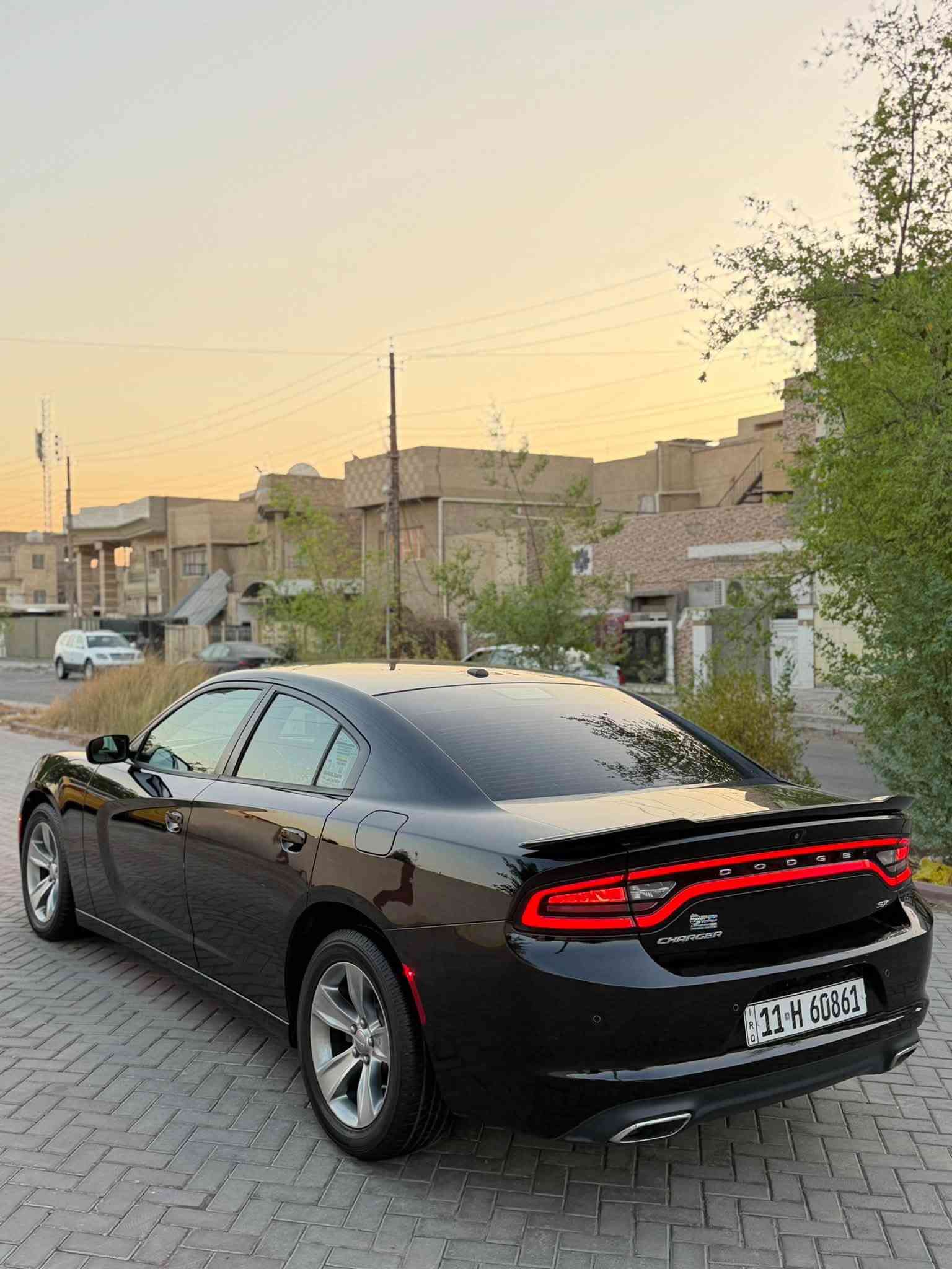 چارجر 2018 خليجي كفاله عامه
وكاله ليث العبيدي V6 ، 3600 
فئة SXT🖤رقم بغداد بسمي✅ 
بصمه تشغيل ، بصمه أبواب 
، بصمه صندوق ، تشغيل عن بعد
داخل احمر جلد بلادي ، كشنات كهرباء ، دواخل فول جلد ، 
ثلاجه داخليه ، شاشه كبيره ، شادلها فول زنون قطعتين تبريد ، سستم صوت سماعات 🔊 الباين ، حساسات ، كامره ، لدات اماميه ، وخلفيه ، فول تحكم ستيرن ، ويل كب گروم
كير طياره 8 نمر ، كيجات خليجي
دكمه مانع انزلاق ، دكمه سبورت 
دكمه حساسات ، دكمه اوف سكرين ، اناره داخليه بلاد 
السعر 198 وماكو هيج سعر 
حاليا بسوك مكاني بغداد الكرخ
***********
