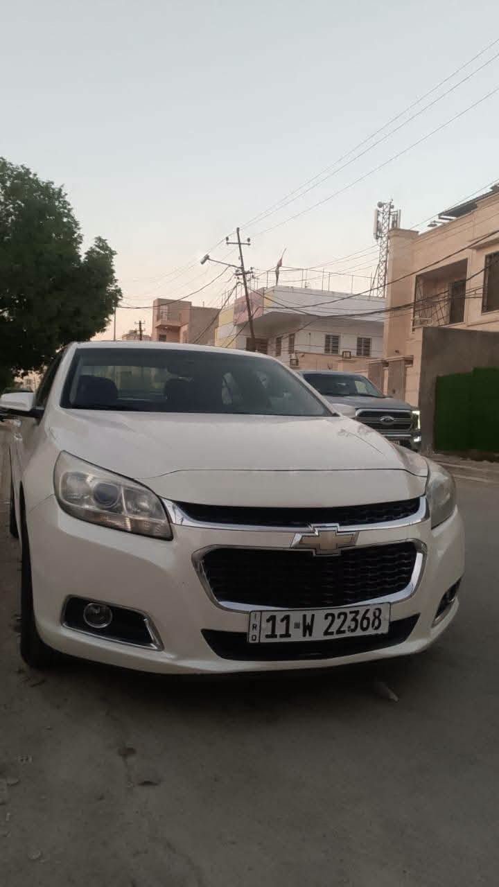 بيع او مراوس 
السلام عليكم اخواني السيارة للبيع ماليبو 2014 فئه LTZ PLUS الوان ابيض صدفي فول 1/1 سياره ماشيه 200 الف كيلو رقم بغداد فول اعلى فئة تجي بالماليبو المقدس مكينه 2500  تنفس طبيعي الحديث بضبط 

المواصفات سلايت طكتين كشنات جلد كهرباء غرفه لوان اسود ودشبول لونين هم شاشه جبيره قلابه + قاصة وشاشة اعطال + كامره دواره رادار امامي وخلفي وجانبي تحديد مسار ونقطه عمياء نضام ملاحه مسجل ماركه pioner فول صوتها 9 دمامات بلادي بصمه تشغيل و4 بيبان  بصمه وصندوك بصمه ويل 19 بلاد رياضي جان بيه بس بدلته بويل كمارو 18 تاير 235/50/18 علمود الطسة تخم جديد دبل كزوز نضام ترحيب لايت عدسه  بلاد كشن ذاكره خزن + ستيرن متحرك اشاير مري + مري قلابه ويه RوD تحكم ستيرن فول + كروز سرعه بك لايت لد سوار بلادي قفل اطفال بلباب + اناره لد بلبيبان وبالدشبول بلادية سيارة جديدة 

حادث شويه بل دعاميه اماميه صور الحادث مع التقرير على الخاص
الاتصال على الرقم ***********سعر ها 110 ورقة وبيها مجال 

مكان بغداد اليوسفيه ناحية الرشيد
