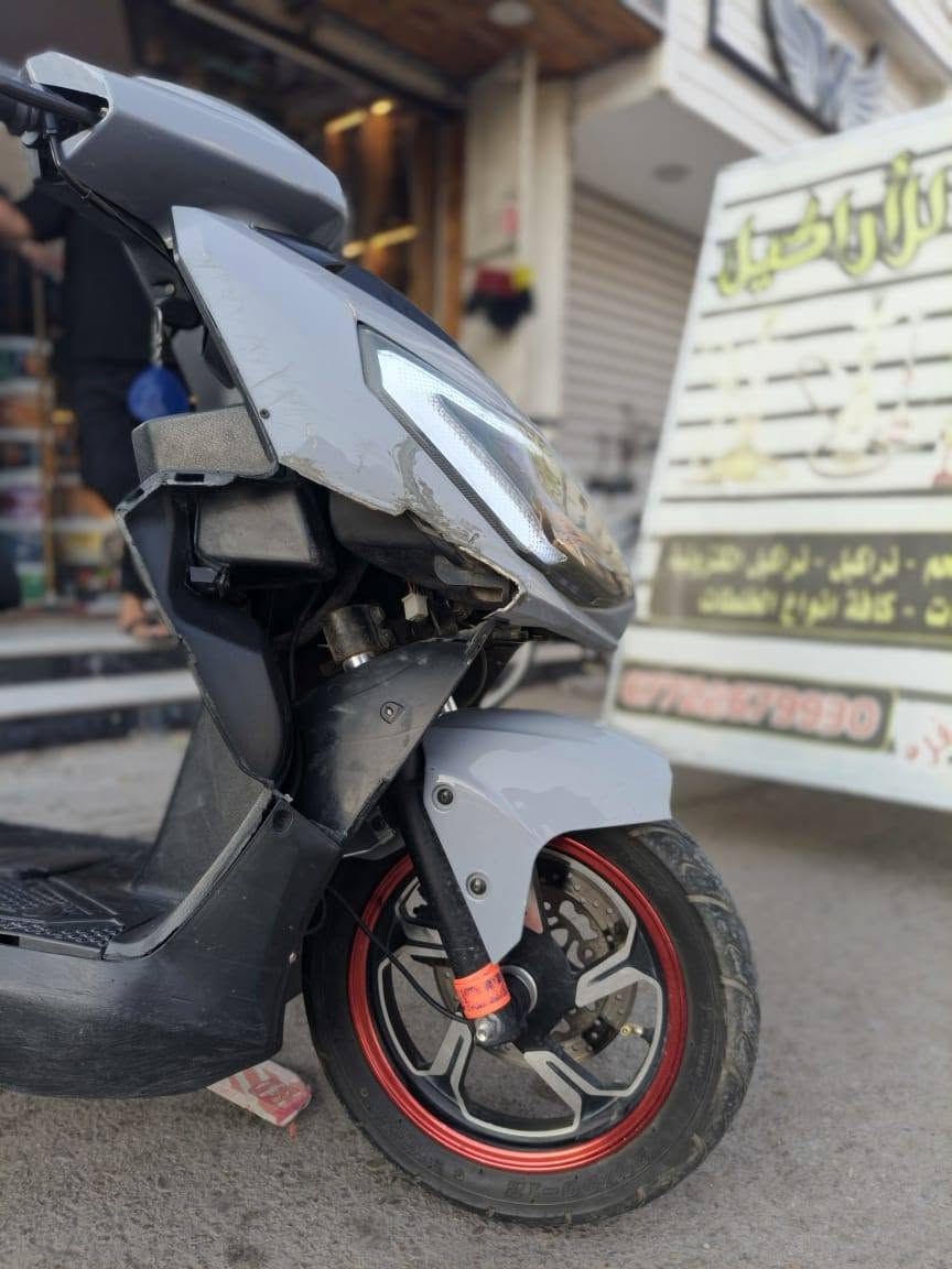 سلام عليكم اخوان دراجه سكنس للبيع
سرعه 140 سعر 350 
التواصل على رقم
***********
 مكاني بغداد حي نصر
