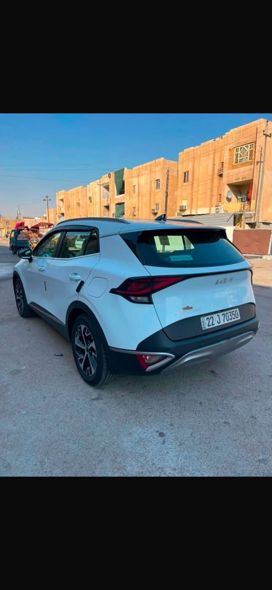 سبورتج 23 ماشيه 103 الف كيلو خليجي نص فول بصمه رادار 360 وباقي المواصفات المعروفه  بيها طخه بالباب مصلحه كامله 18700 وبيها مجال‏‪
‏‪***********‬‏
