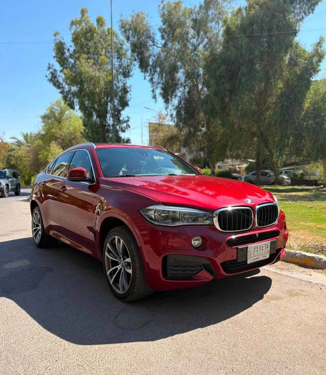 BMW X6 2015 شكل الجديد
الغنية عن التعريف فول مواصفات 
سبيشال اوردر خليجية وكالة العروش
محرك 6 حجم ال 3.0  ارغب شي بيها 
المواصفات والتفاصيل // 
مواصفات سلايد و٣ شاشات بصمات تشغيل داخل جلد احمر وكاربون فايبر كله بحالة الوكالة شفتات ستيرن
بردات بلاد خلفية 
سيارة بمعنى الكلمة مميزة جدا
خارج السيارة وداخله جدا جديد للامانه ترايها يخبل
محرك كير صدر تبريد شرط الفحص 
ماشيه 86 الف ميل حقيقي 

صار بيهه شخط بالباب والجاملغ ونصبغ مكانه 
رقم بغداد دولي هزة وسنوية جديدة 
رايدهه ب26,800$ مكاني بغداد شارع فلسطين
للاستفسار ***********
