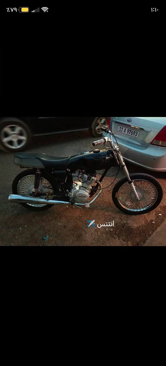 للبيع انتنس موديل 25 السعر 375 وبيها مجال المكان بغداد اليوسفية القصر الوصط هاذة رقم صاحبة *********** لحد يراسل عل رقم دك ***********

نص مكتوب في الصور:
- انتنس ✈
- ٧:٧٩ ١:١٠ HONOR X9c