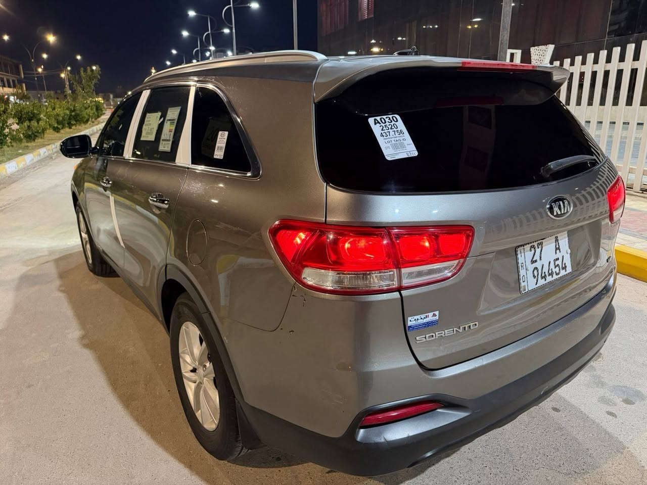 سلام عليكم
سورنتو مديل17
مكينه 6
ماشيه 90
بيه خشم الجاملغ وبنيد معمره نفسه والباقي كفاله عامه ؟فرويل 
تخم تاير جديد سياره جديده كلش رقم نكليزي بسمي 
سعر170وبيه مجال بصيط
***********

