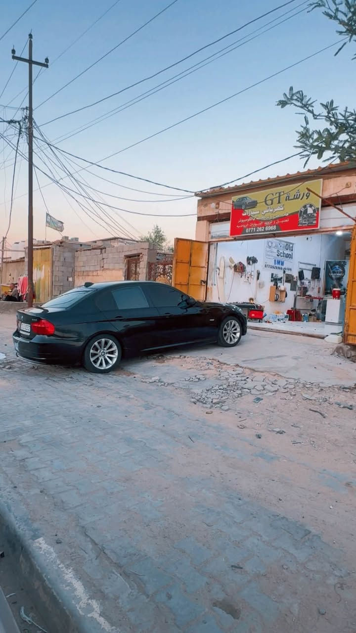 السلام عليكم
بي ام للبيع M3 e90 328 مديل 2011

سيارة فول مواصفات ماعدى الشاشه 

كشنات كهرباء 

خزن ميموري 

قطعه جاملغ خلفي صبغ فقط والباقي مكفول 

مكينة وكير كفاله 

تخم تاير جديد

رقم بغداد تحويل ثاني يوم مكانه بصره

حداديه جديده امامي وخلفي

ناقصها بس بوليش غرفتها نضيفه

لايتات داينمك

مراوس ‏

للتواصل واتساب ***********

‏السعر 105￼
