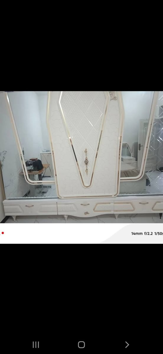غرفه نوم نظيفه جربايه تزكام اي ضرر مابيهه
سعرها 550 وبيه مجال حي الميلاد للإستفسار *********** كربلاء, العراق
