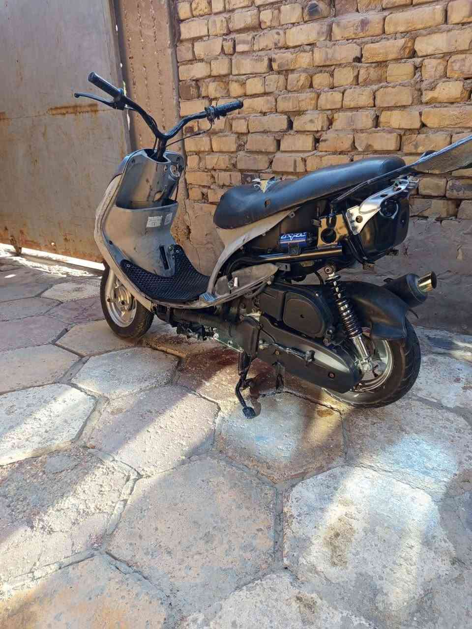 سلام عليكم ماكس منغولي حربي للبيع مفتوحه بوشه 49 شلعه ومعدل فول كلشي ما ناقصه سلف شغال سعر 500وبيهه مجال مكان ديوانيه قضاء سنيه ***********
