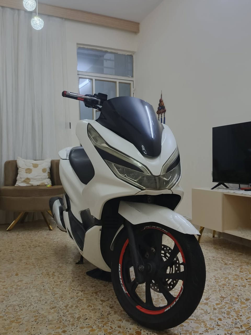 PCX • وارد كوري • ٢٨ ألف