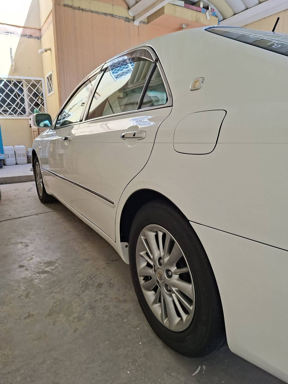 السلام عليكم
شاهينة مديل 2007 اصل رقم بصرة مداور سنوية لل2031 هزة بشهر الواحد 
٣ دكم اصل تبريد قطعتين لايت دوار تدفئة تبريد السيارة كفالة عاملة من الضربة والطخة والبارد والشخط جديدة بمعنى الكلمة السعر 165 وبيها مجال للطيبين مكان السيارة بلنجف للأستفسار 
*********** واتساب هم بي  
رجاءا الميعجبة ليعلق كلشي اكو بلسوك 
تحياتي للادمن المحترم
